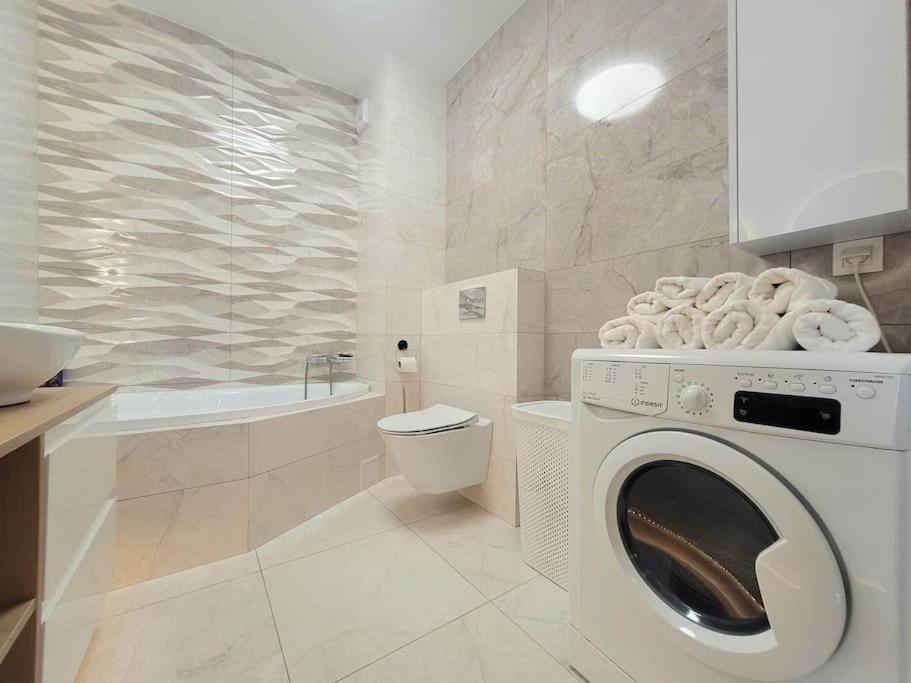 Apartment Sophie 3 Rooms, 2 Bathrooms, 8 Persons 克拉科夫 外观 照片